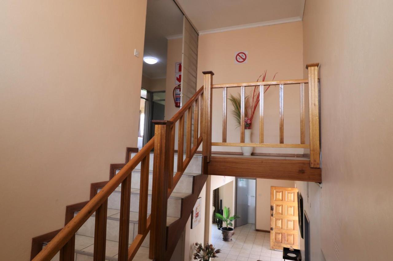Sentosa Guest House Франсистаун Экстерьер фото